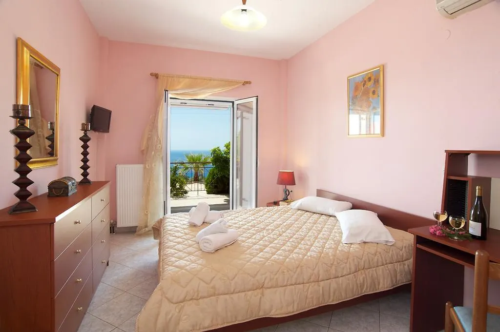 George Apartments Lourdata  Holiday home Lourdata (Kefalonia)